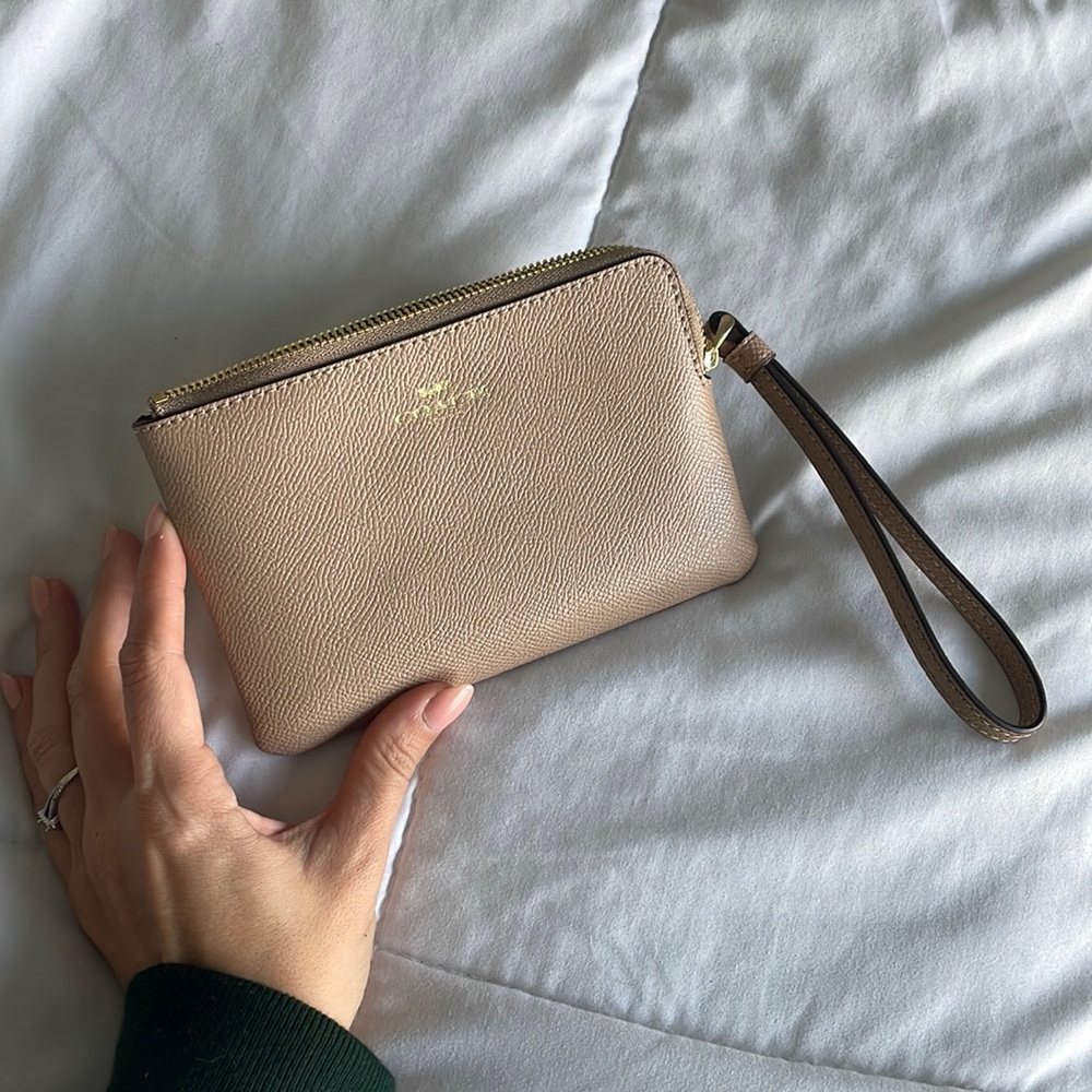NWT Coach Wallet Wristlet Purse